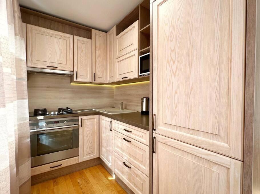 New Apartment With A View In The Town Center Narva Dış mekan fotoğraf