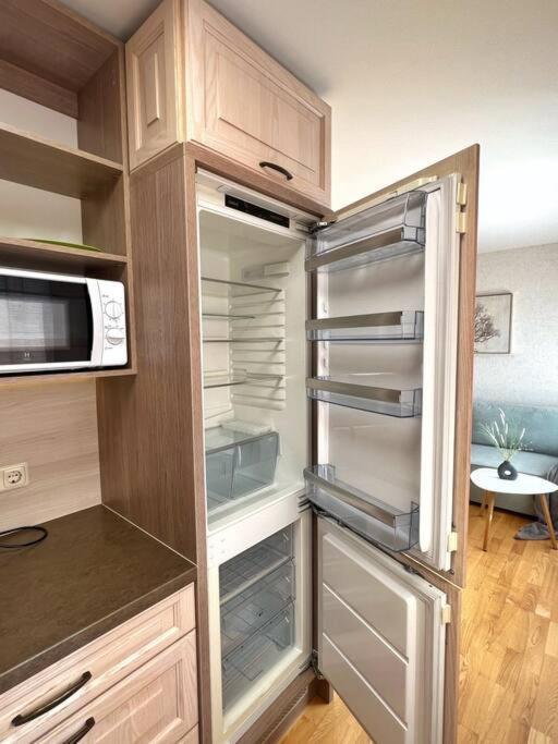 New Apartment With A View In The Town Center Narva Dış mekan fotoğraf