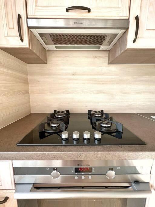 New Apartment With A View In The Town Center Narva Dış mekan fotoğraf