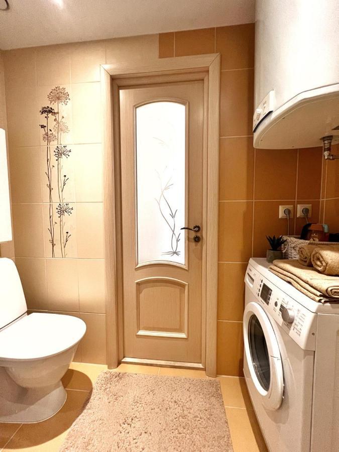 New Apartment With A View In The Town Center Narva Dış mekan fotoğraf